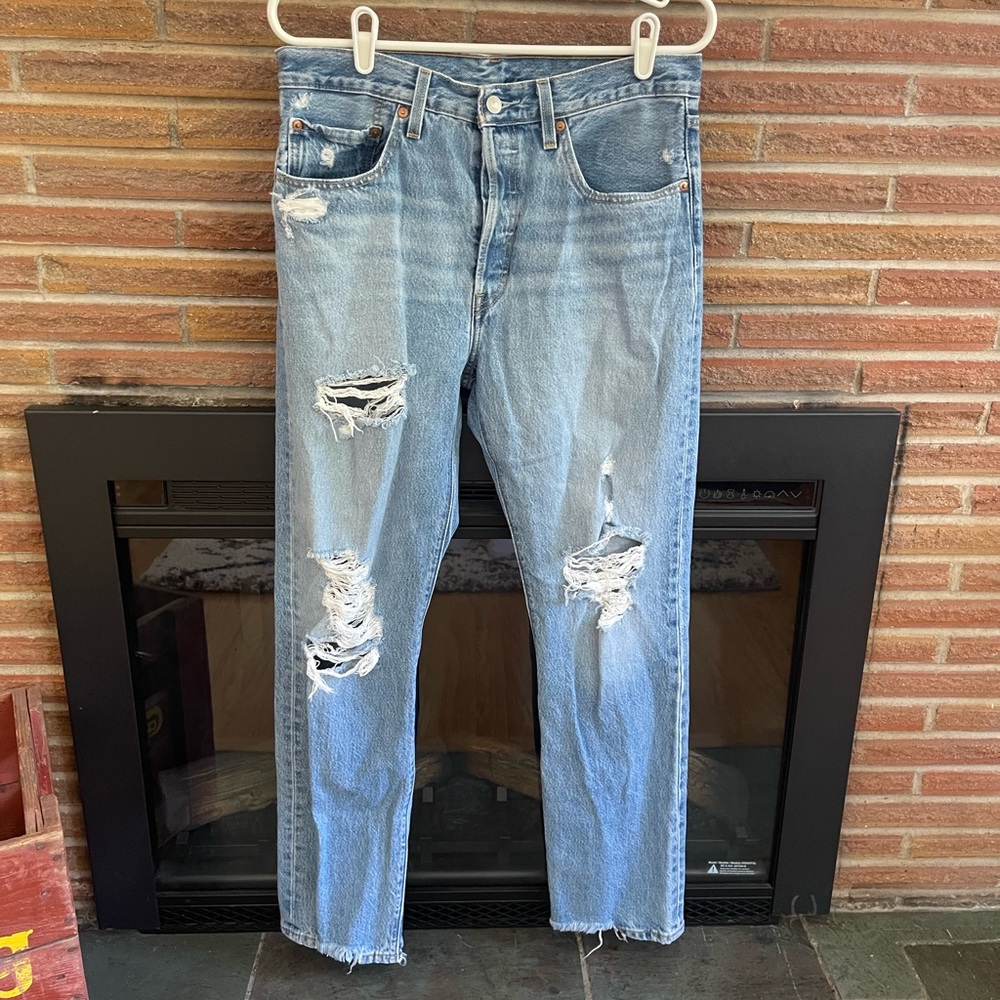 Levi’s ripped 501 straight leg jeans